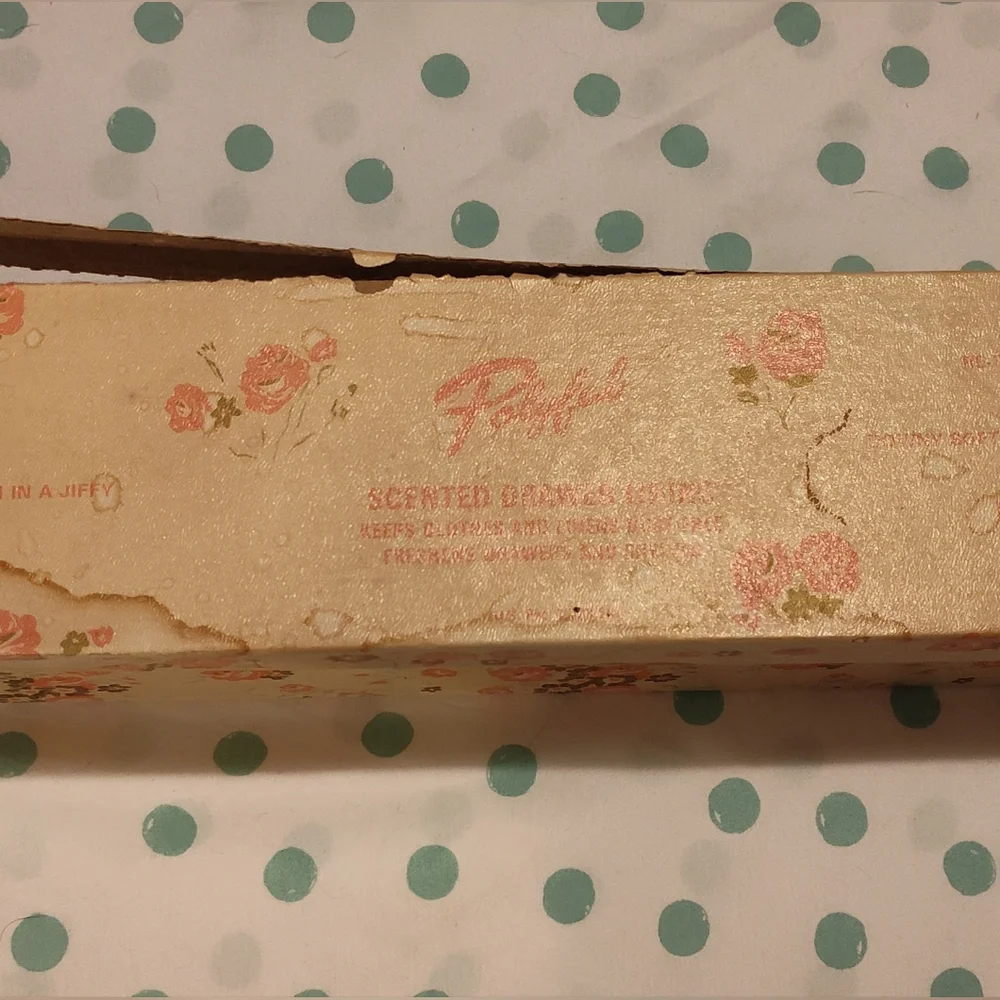 NEW! Vintage PolyFab Scented Drawer Liner